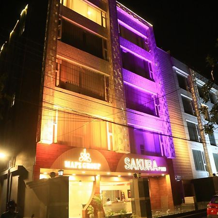 Hotel Sakura By Maps Gurgaon Exterior foto